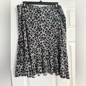 Chaps Black and White A-Line Skirt